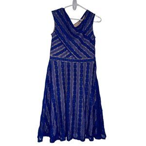 Signature Harper Blue Lace Overlay Fit and Flare Sleeveless V-neck Dress Size 8